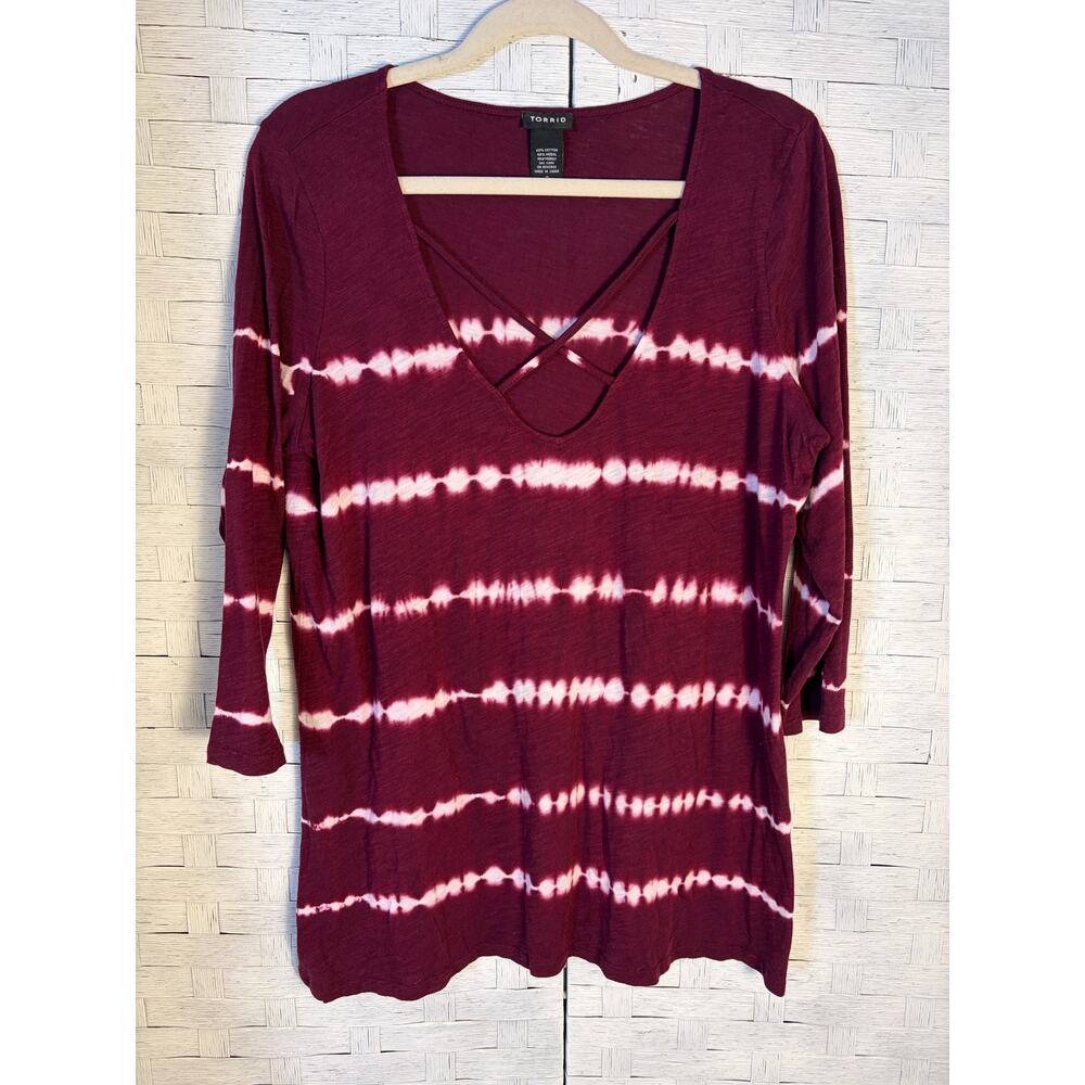 Torrid women's V-neck long sleeveā T-shirt tie-dye burgundy casual plus size